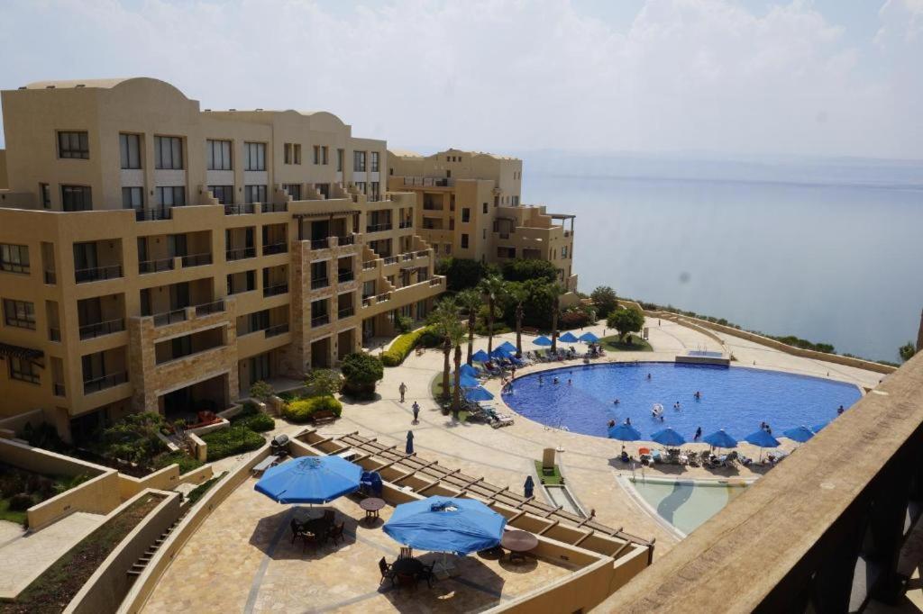 Spacious Apartments With Sea View At Samarah Resort Sweimeh Buitenkant foto