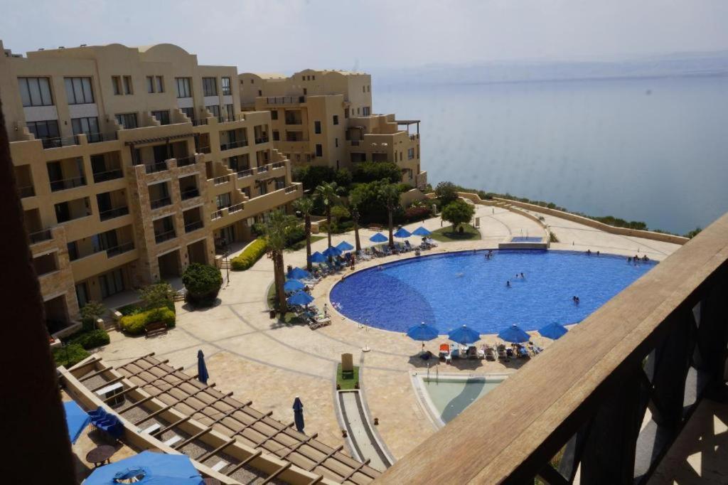 Spacious Apartments With Sea View At Samarah Resort Sweimeh Buitenkant foto