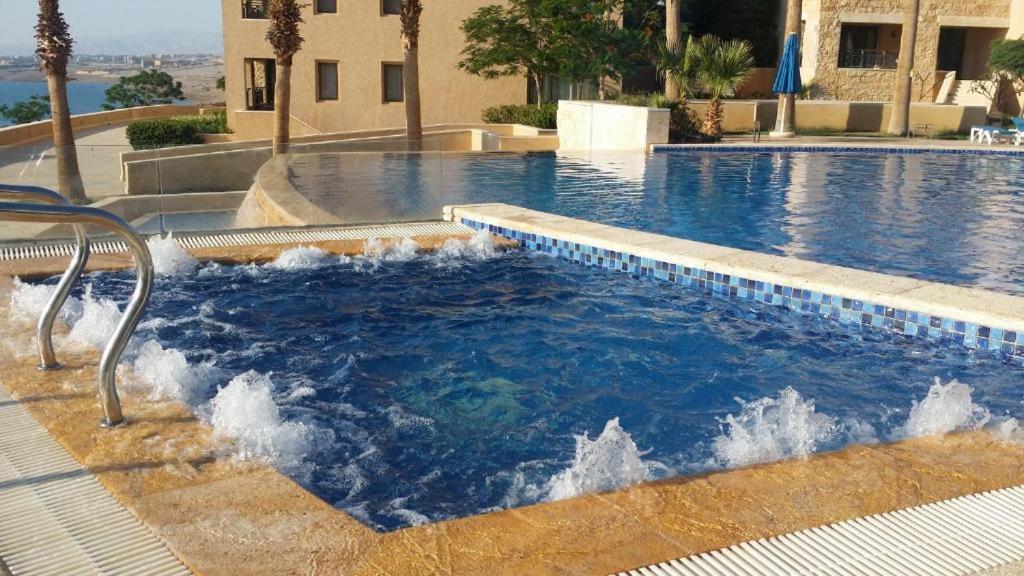 Spacious Apartments With Sea View At Samarah Resort Sweimeh Buitenkant foto