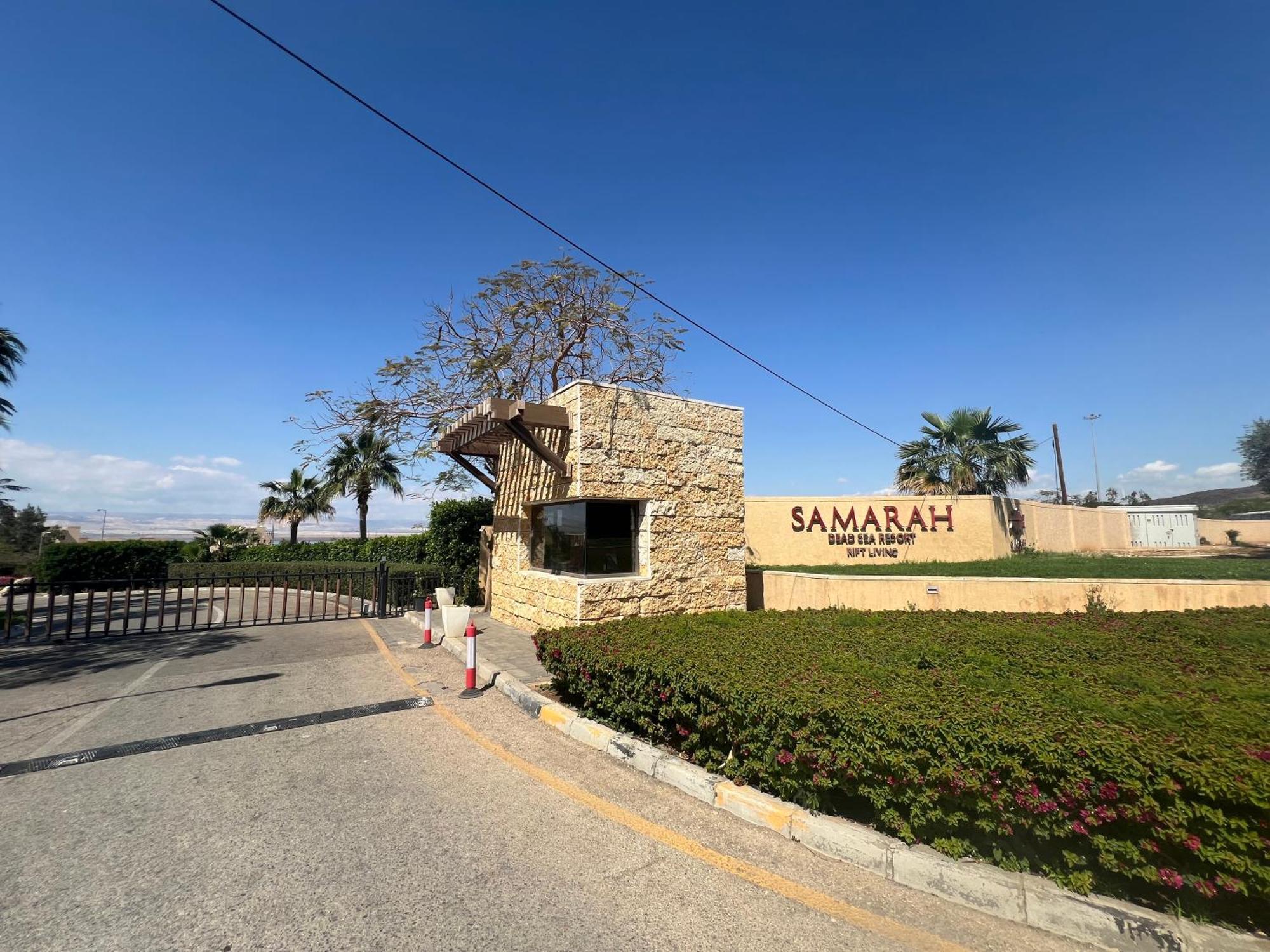 Spacious Apartments With Sea View At Samarah Resort Sweimeh Buitenkant foto