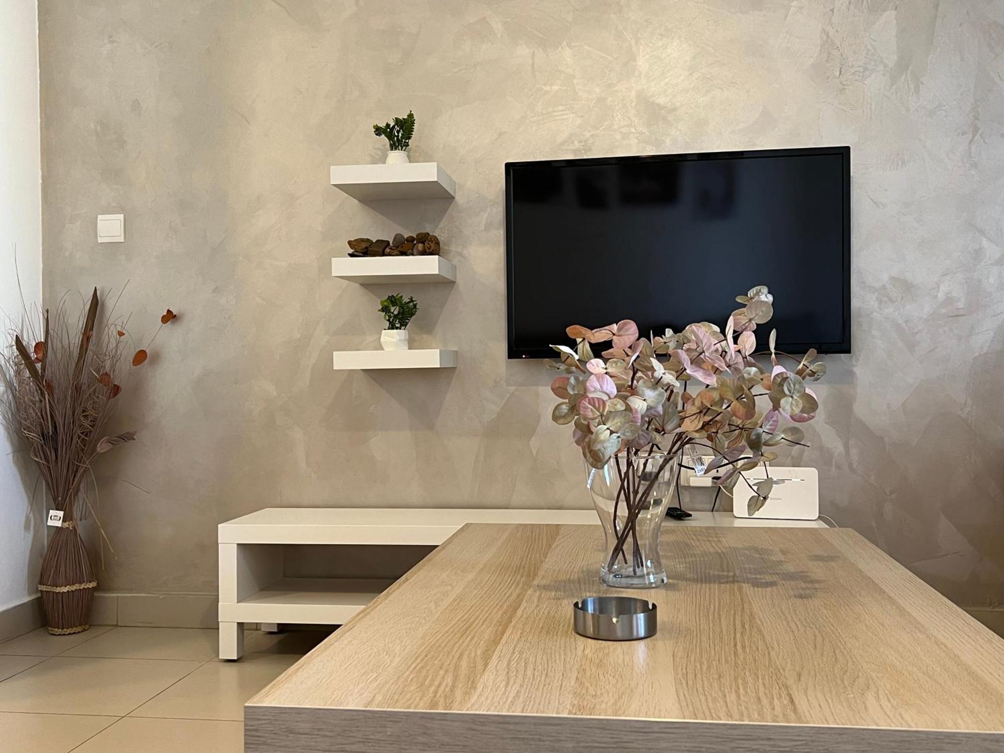 Spacious Apartments With Sea View At Samarah Resort Sweimeh Buitenkant foto